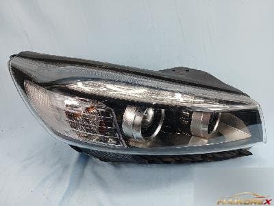 Kia Sorento 2017 — фара передняя