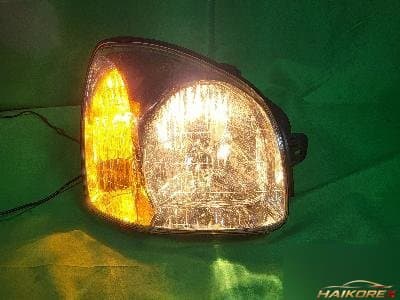 Hyundai Santa Fe 2000 — фара передняя