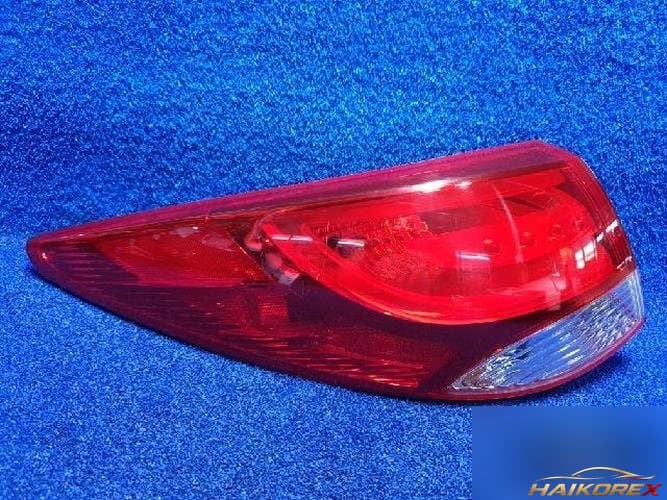 Hyundai Tucson 2013 — фонарь задний левый наружный 92401 2S000
