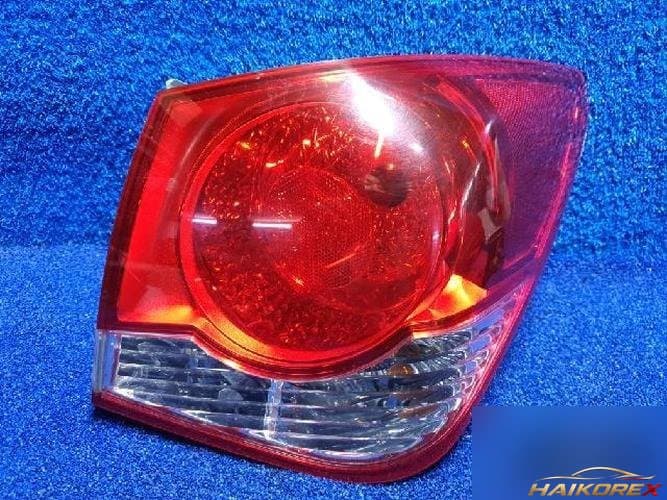 Chevrolet Cruze 2011 — фара задняя наружная правая