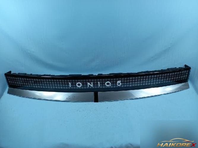 Hyundai Ioniq 2022 — фонарь задний правый внутренний