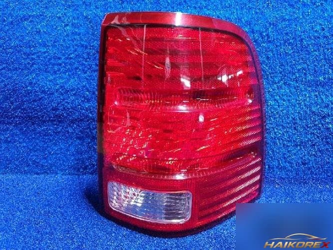 Ford Explorer 2005 — фара задняя правая (наружная) 11550701