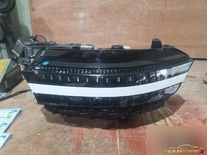 Genesis G90 2021 — фара передняя левая