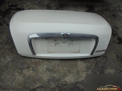 Накладка крышки багажника 692003F500 (короткая под номерной знак)