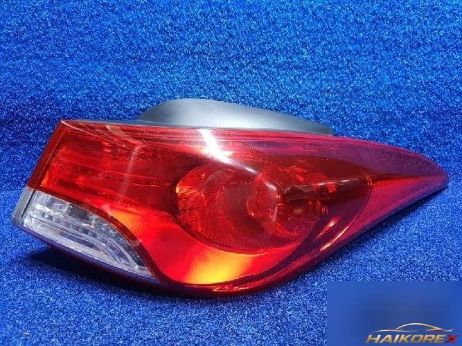 Hyundai Avante 2012 — фонарь задний правый 1
