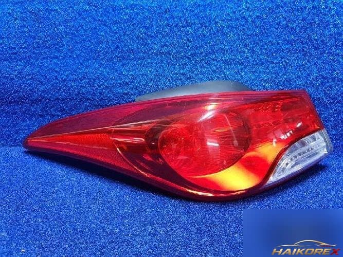 Hyundai Avante 2012 — задний фонарь левый (внешний)