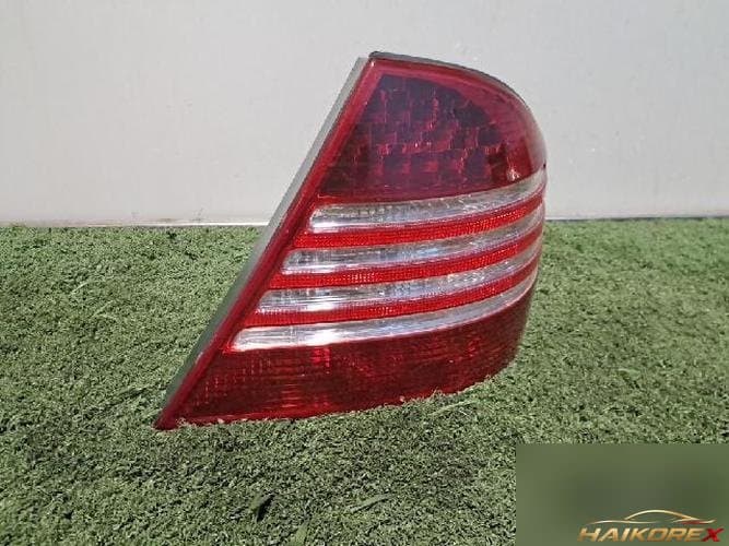 Mercedes-Benz S-Class 2002 — фара задняя правая