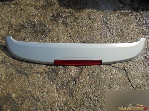 Спойлер крышки багажника Santafe CM 872102B000 с фонарём