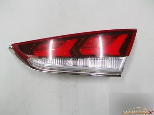 Фонарь задний правый LED 92404C1600