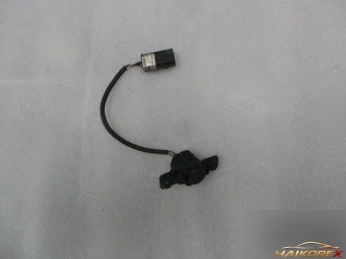 Передний бампер с датчиком 957003F700EB