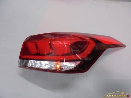Задний фонарь правый LED 5-контактный Genesis DH 92402B1000