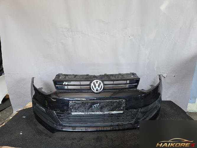 Volkswagen Polo 2013 — передний бампер