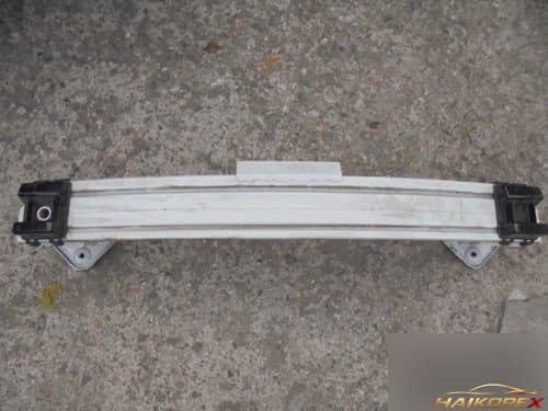 Усилитель заднего бампера Tracks P95386749