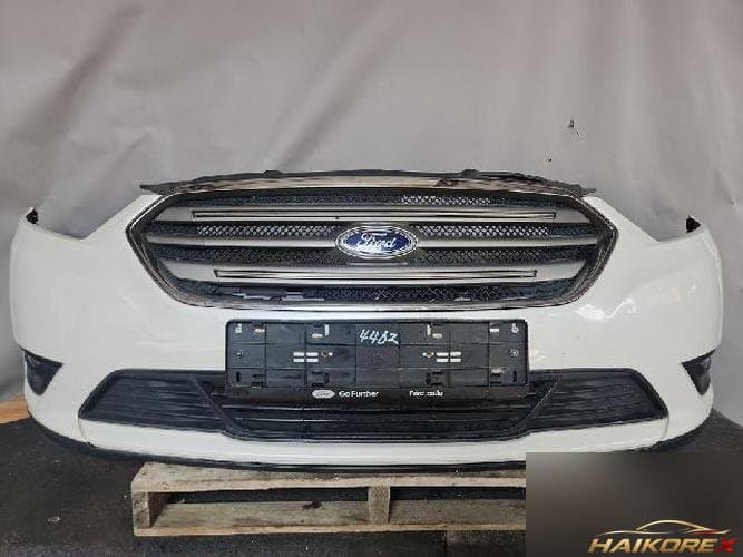 Ford Taurus 2013 — передний бампер