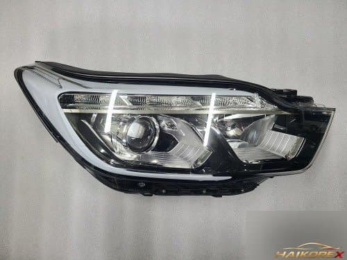 Фара передняя правая HID 8310236030