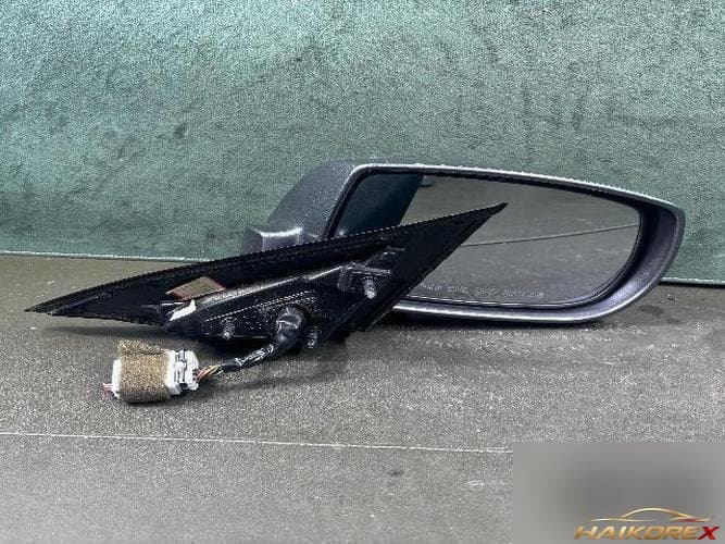 Hyundai Genesis 2011 — боковое зеркало правое