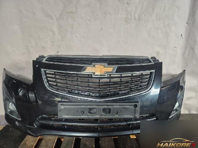 Chevrolet Cruze 2013 — передний бампер