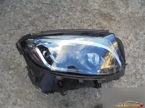 Фара передняя левая LED 8PIN 2539060401