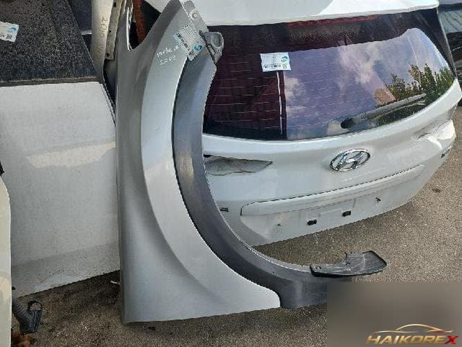Kia Mohave 2009 — крыло правое