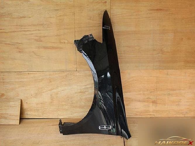 Ford MKS 2010 — крыло левое 8A5Z16006A