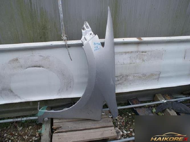 Honda Insight 2010 — крыло левое