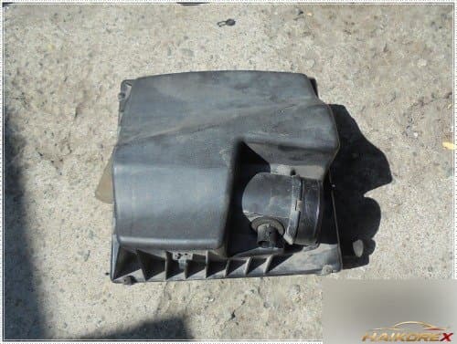 Корпус воздушного фильтра верхняя часть Cruze (13272754) с нижней частью и датчиком температуры воздуха