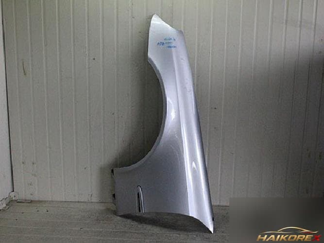 Mercedes-Benz E-класс 2003 — крыло левое