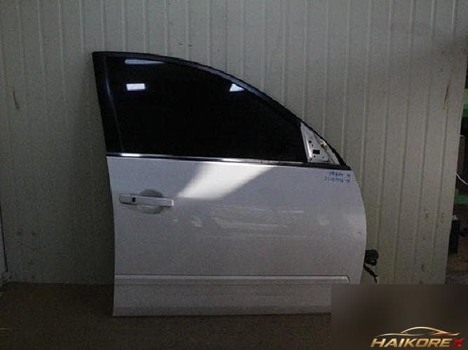 Nissan Altima 2010 — передняя дверь правая