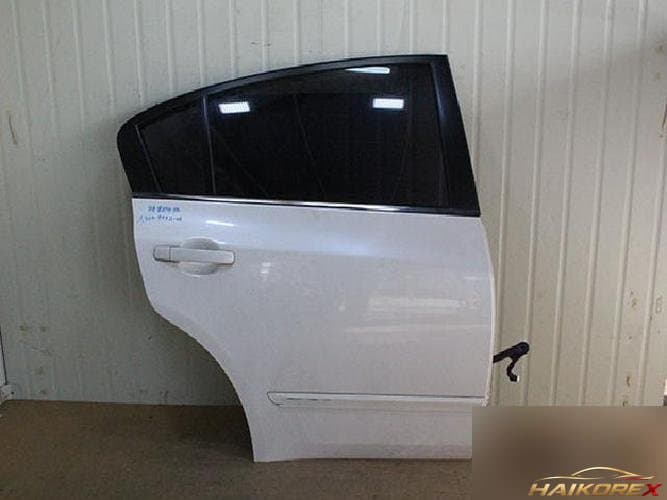 Nissan Altima 2010 — дверь задняя правая