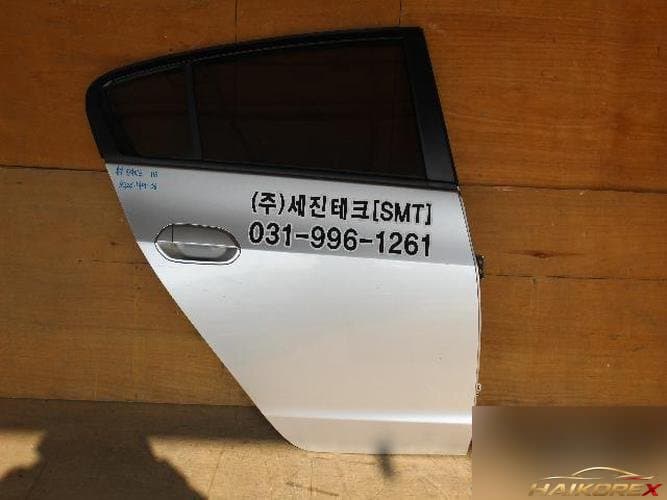 Honda Insight 2011 — дверь задняя правая