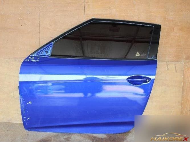 Hyundai Veloster 2013 — дверь передняя левая 760032V011