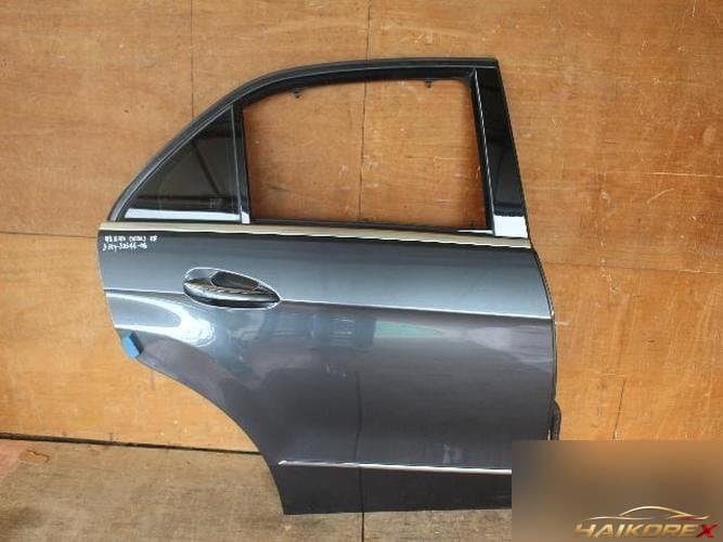 Mercedes-Benz E-Class W212 2010 — дверь задняя правая