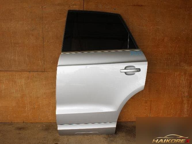 Audi Q3 2013 — дверь задняя левая