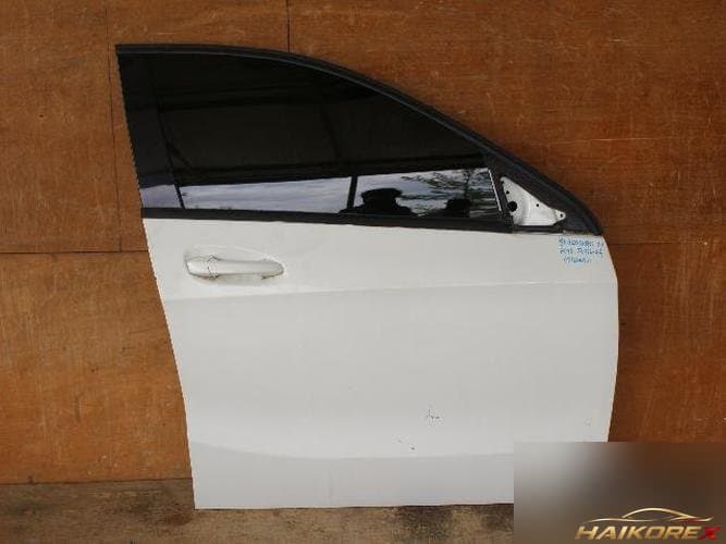 Mercedes-Benz A-Class W176 2014 — дверь передняя правая
