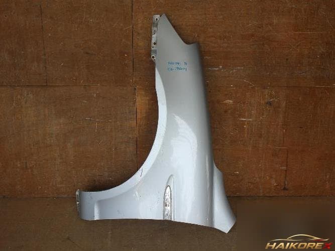 Hyundai Verna 2006 — крыло левое