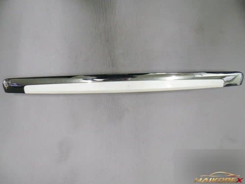 Молдинг подсветки номера крышки багажника 0K53A51270