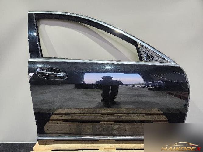 Mercedes-Benz S-Class 2010 — дверь передняя правая