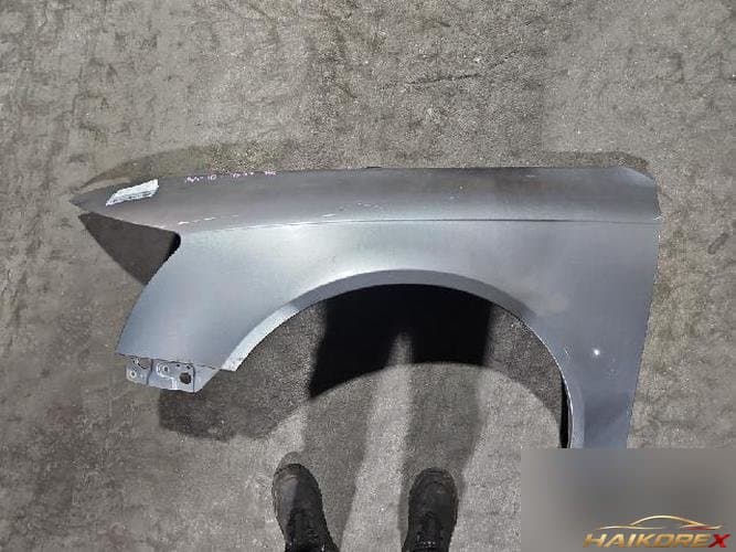 Audi A6 2010 — крыло левое 4F0821103F