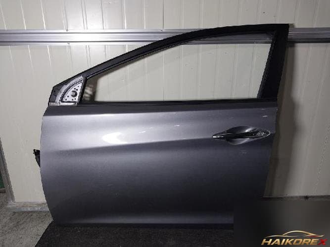 Hyundai Avante 2011 — передняя дверь левая