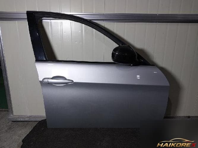 BMW 3 Series 2009 — дверь передняя правая