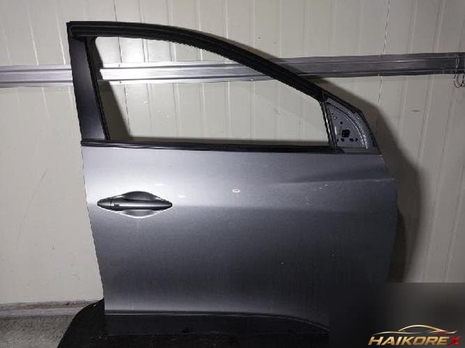 Hyundai Tucson 2012 — передняя дверь правая в сборе с стеклом