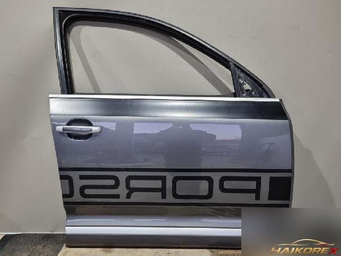 Porsche Cayenne 2008 — передняя дверь правая