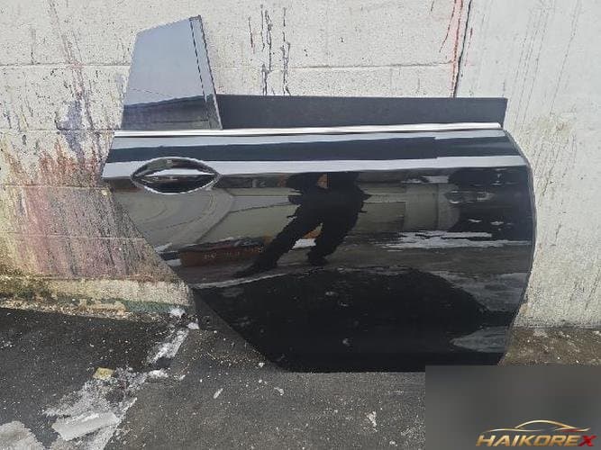 BMW 5 серия 2011 — дверь задняя правая 7206116