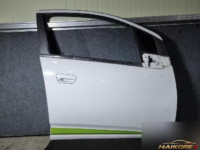 Chevrolet Spark 2014 — передняя дверь правая (со стеклом)