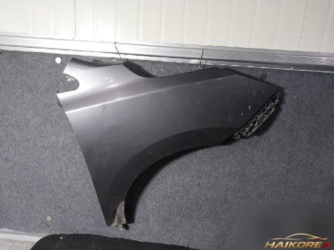 Hyundai Tucson 2010 — крыло правое