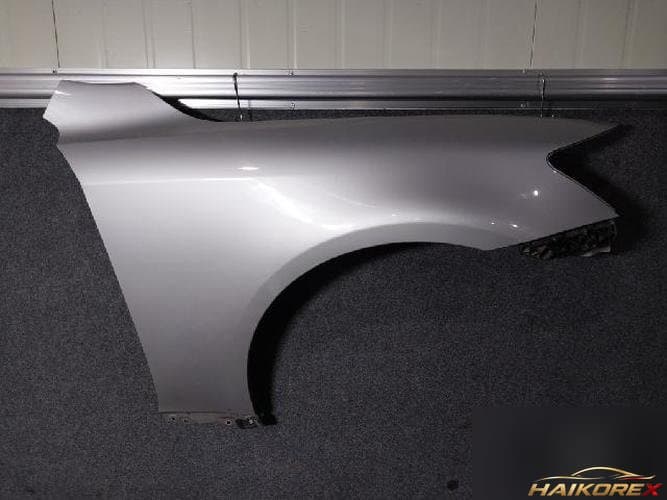 Lexus IS 2006 — крыло правое