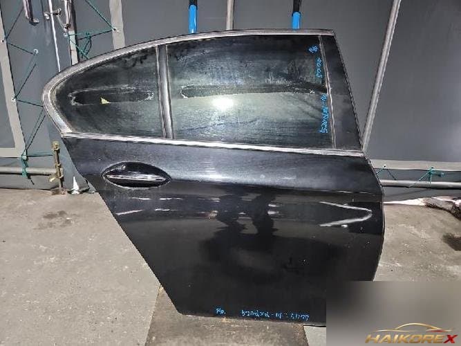 BMW 5 Series 2014 — дверь задняя правая 9628756