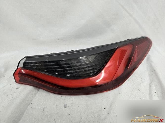 BMW 4 Series 2024 — задний фонарь правый наружный