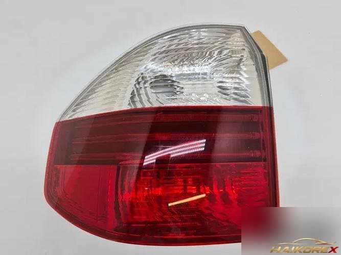 BMW X-серия 2008 — задний фонарь левый, наружный (7162209)