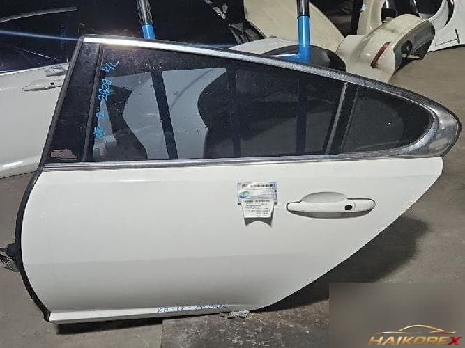 Jaguar XF 2012 — дверь задняя левая 8X23-F24631-AB